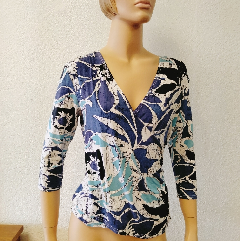 Small foral shirt